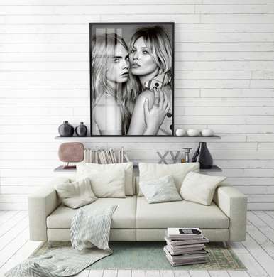 Poster - Kate Moss și Cara Delevingne, 60 x 90 см, Poster înrămat
