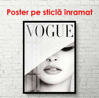 Poster - Coperta Vogue cu pălăria albă, 60 x 90 см, Poster înrămat