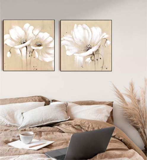 Постер - Белые цветы на бежевом фоне, 80 x 80 см, Постер на Стекле в раме, Наборы