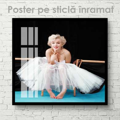 Poster - Marlin Monroe veselă, 40 x 40 см, Panza pe cadru