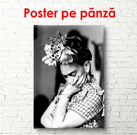 Poster - Frida Kahlo Black and white portrait, 60 x 90 см, Framed poster