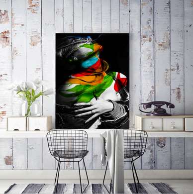 Постер - Черно белый снимок девушке с радужными красками, 30 x 60 см, Холст на подрамнике