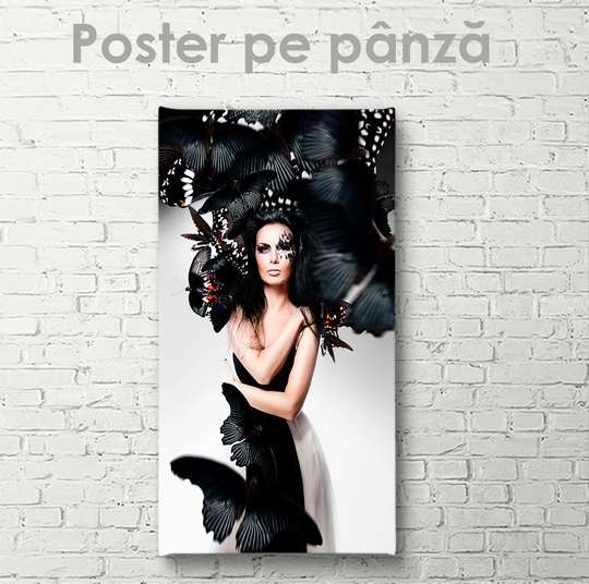 Постер - Девушка среди черных бабочек, 30 x 60 см, Холст на подрамнике, Гламур