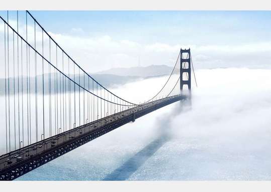 Fototapet - Podul acoperit de nori