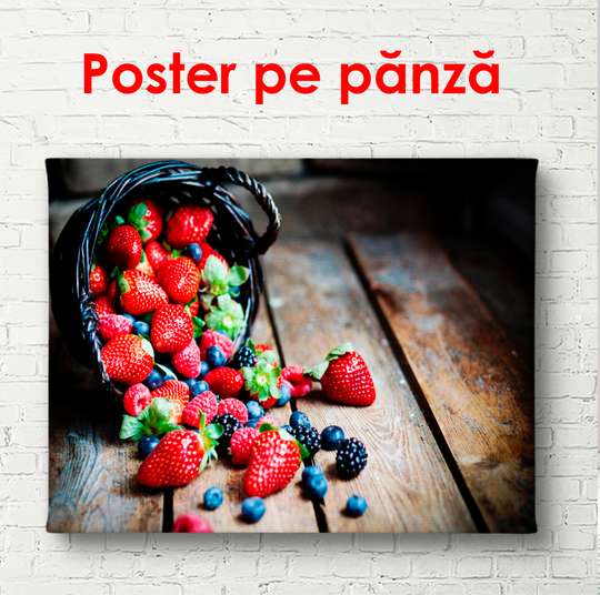 Poster - Berries scattered on the floor, 90 x 60 см, Framed poster, Food and Drinks